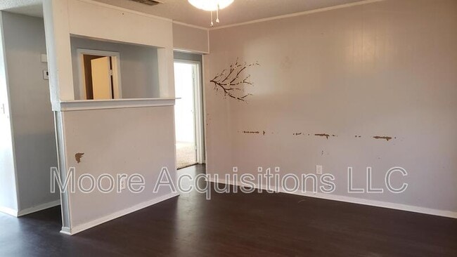 Photo - 3510 Garland Rd