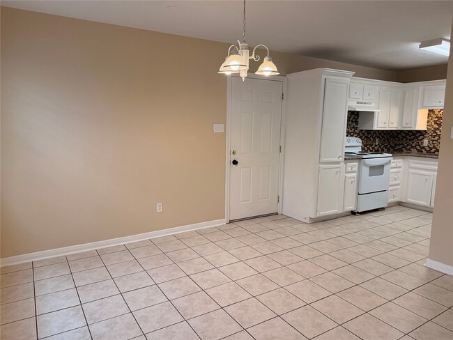 Photo - 1101 Byrdsong Ct