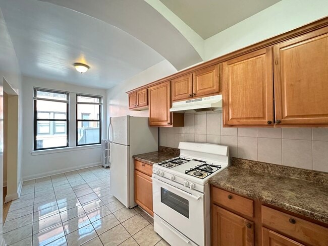Photo - 2737 N Spaulding Ave Unit 022
