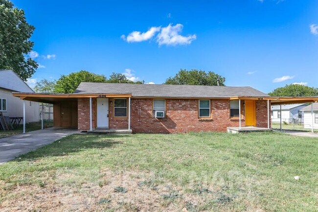 Building Photo - 404b Hill St Unit B