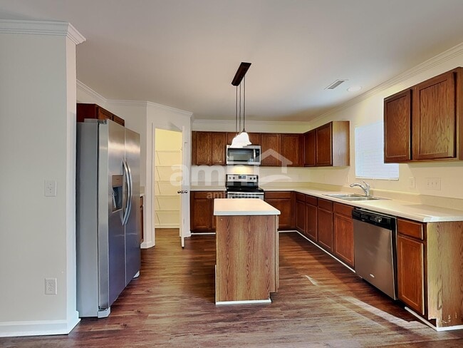 Photo - 250 Farrington Dr