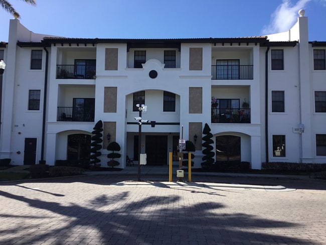 Photo - RESORT-STYLE 2 BEDROOM 2 BATHROOM CONDO Unit 3232