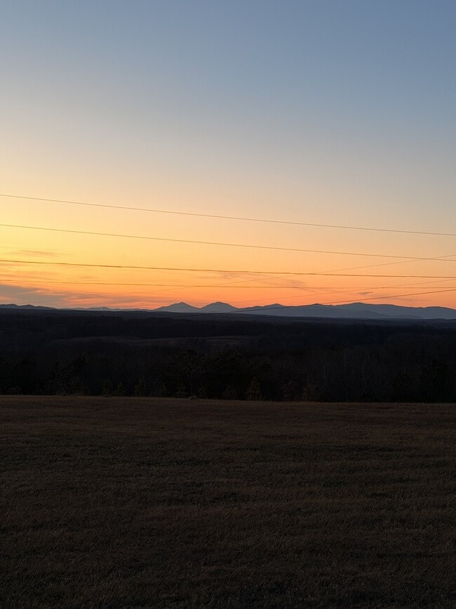 Photo - 682 Tower Hill Rd