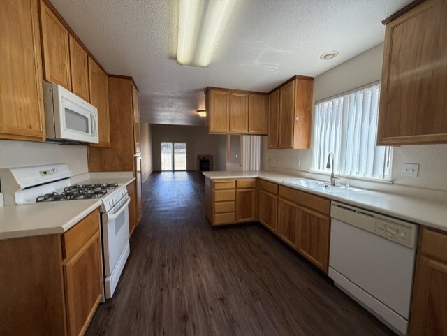 Photo - 1332 Glenbrook Way
