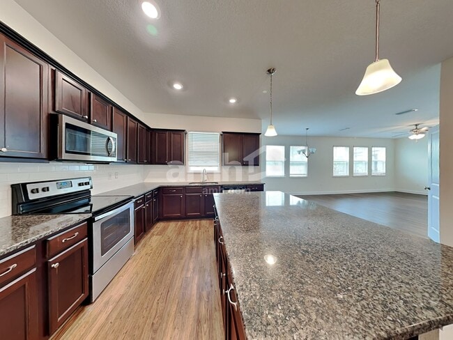Photo - 325 Pine Terrace Dr