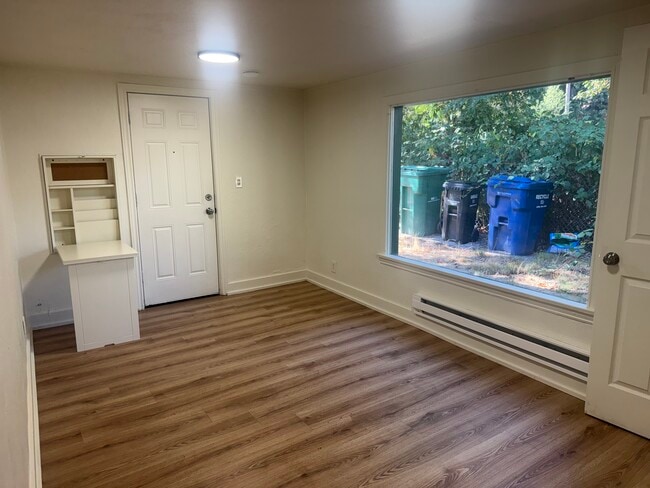 Photo - 11346 Sunnyside Ave N