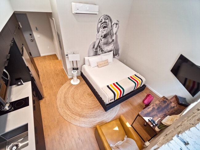 Photo - The Roxy Apartments