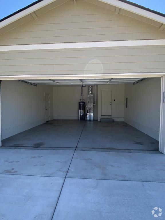 Building Photo - 2341 W 11th Ave Rental