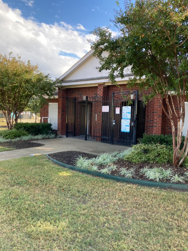 Photo - 11048 Kinston St