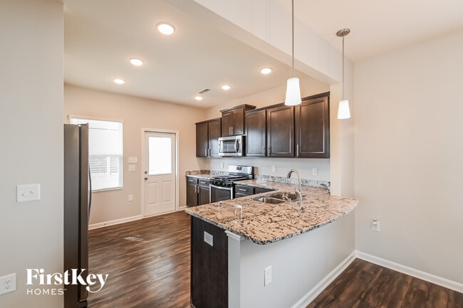 Photo - 2114 Attend Xing