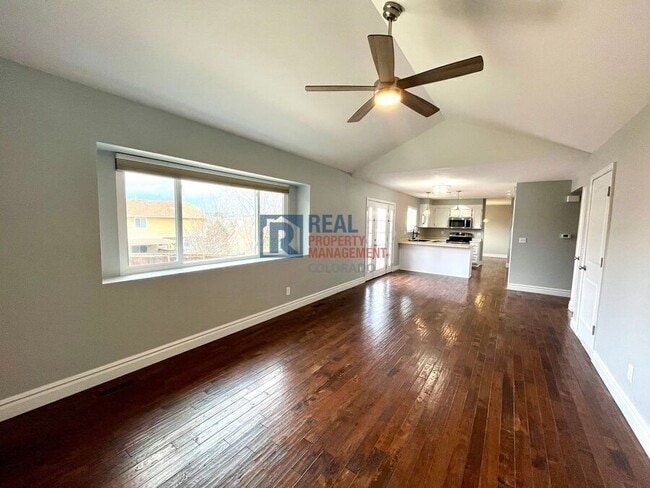 Photo - 3670 Gingham Way