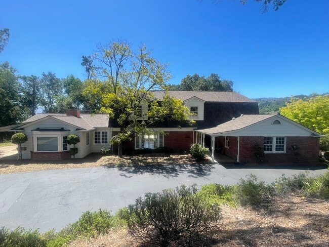 Photo - 22505 Rolling Hills Rd