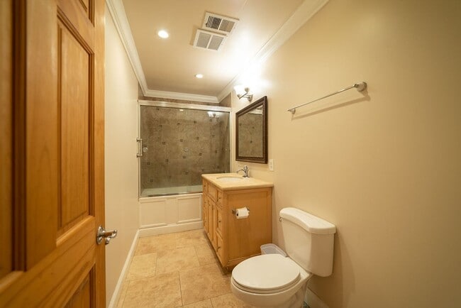 Photo - 2430 Fulton Street