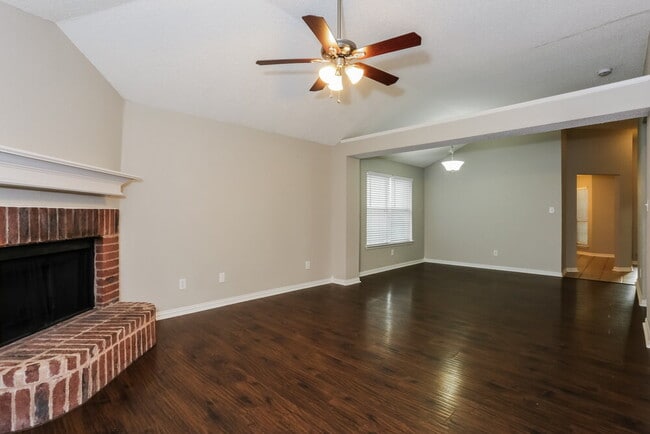 Photo - 8060 Cannonwood Dr