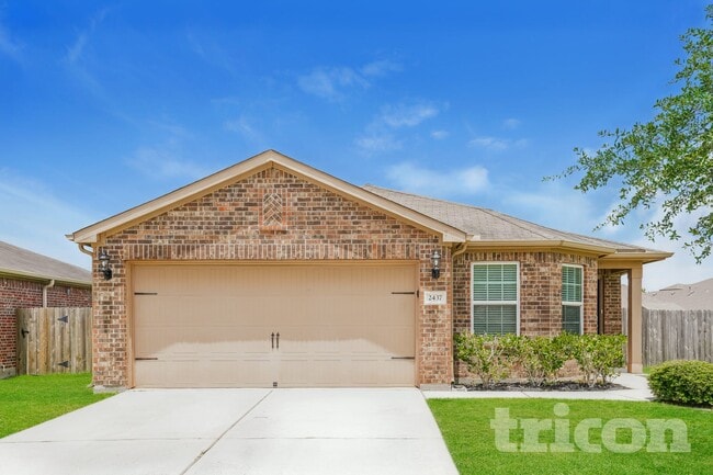 Photo - 2437 Regatta Ln