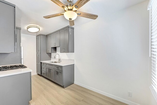 Photo - 844 5th St Unit I