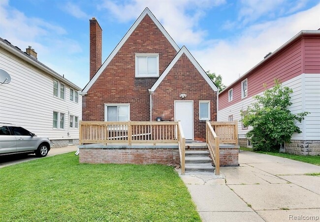 Building Photo - 4790 Williamson St Unit UPPER Rental