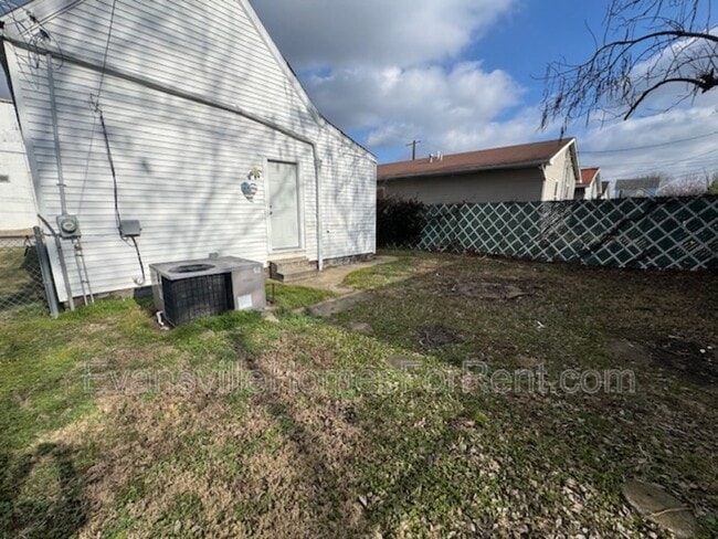 Photo - 1112 W Tennessee St