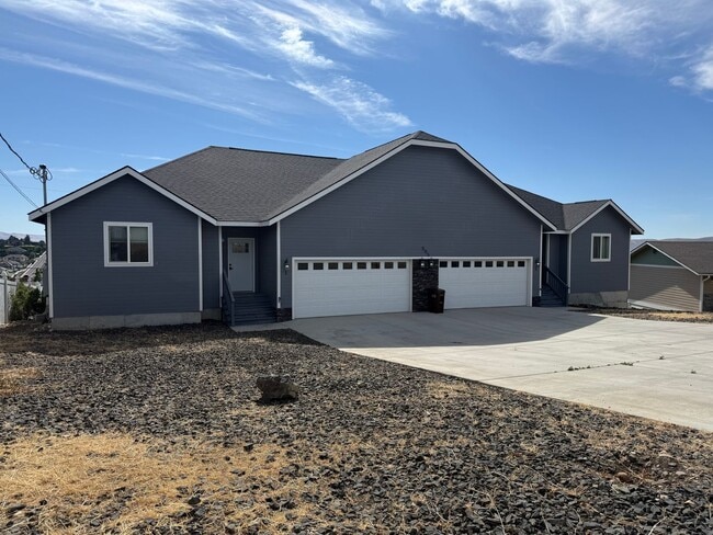 Photo - West Valley Stunning Duplex