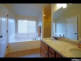 Photo - 2018 Stoneleigh Dr S