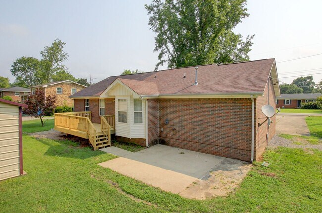 Photo - 2104 Pea Ridge Rd