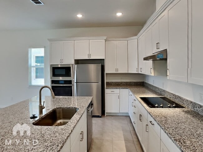 Photo - 792 MIDDLETON ST