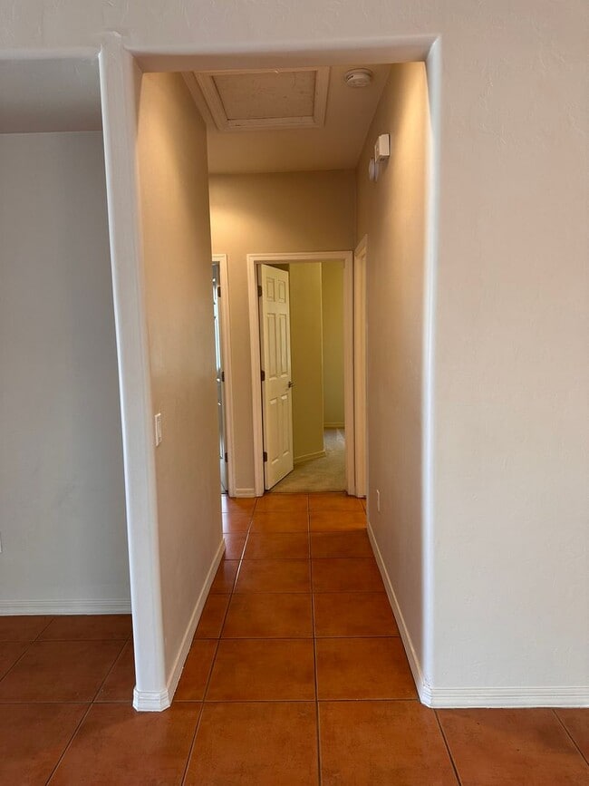 Photo - COMING SOON! Modern Home - 4 bedroom - Lar...