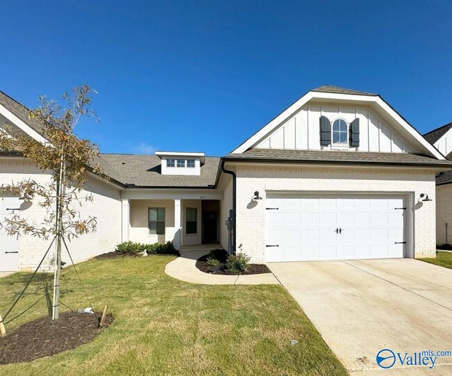 Building Photo - 109 Clift Farm Dr