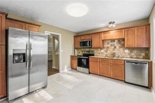 Photo - 3950 Lookout Point Dr