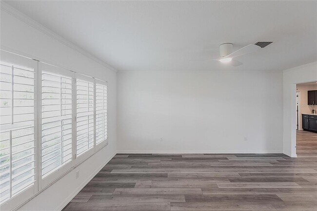 Photo - 326 W Grace St