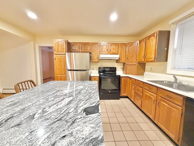 Photo - 38 Franklin St