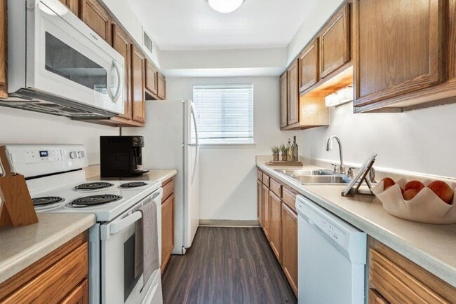 Crossroads Apartment and Townhomes