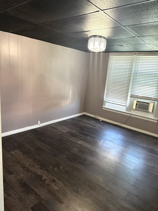2nd living room (can be used as bedroom ) - 114 17th St Unit #2