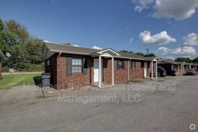 Building Photo - 19-419 Thompsonville Ln Rental