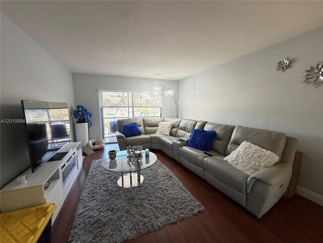 7847 Miller Dr Unit A205