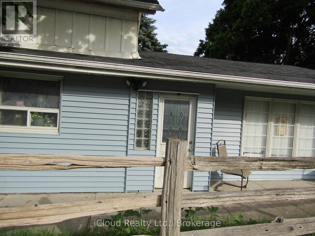 Photo - 170 Troiless St