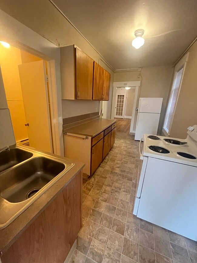 Photo - Westminster Apartments