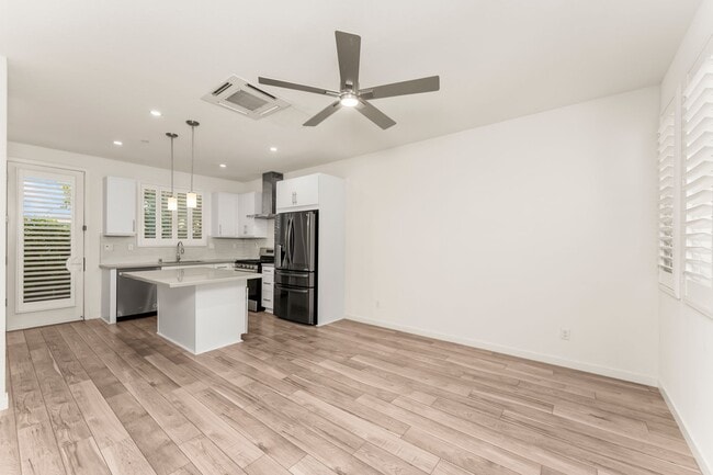 Photo - 195 Log Pond Ln