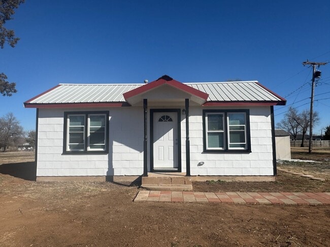 Building Photo - 304 S 2nd St