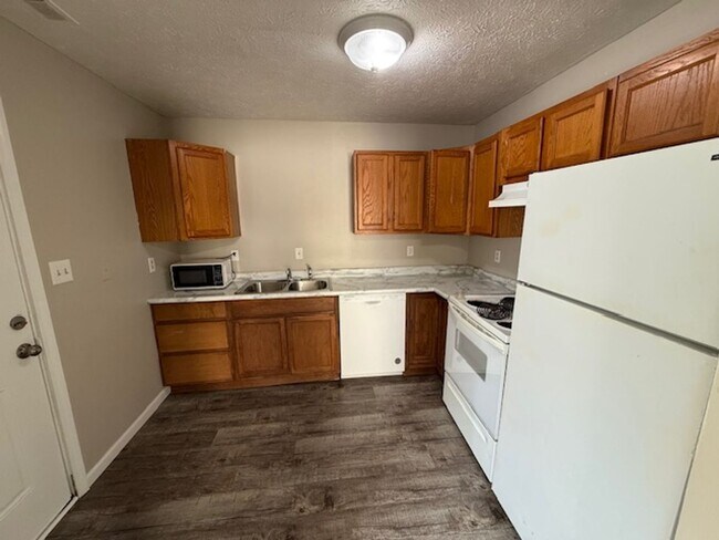 Photo - 4 Bedrooms with 2 full baths