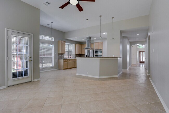 Photo - 14019 Lake Trail Dr