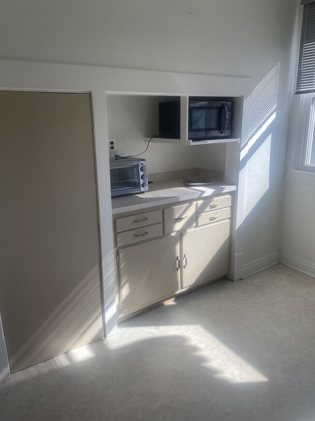 Photo - 3337 W 114th St Unit 2