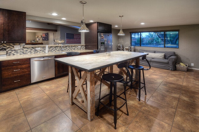 Photo - PRE-LEASE AUGUST 2026 - Beautiful Modern L...