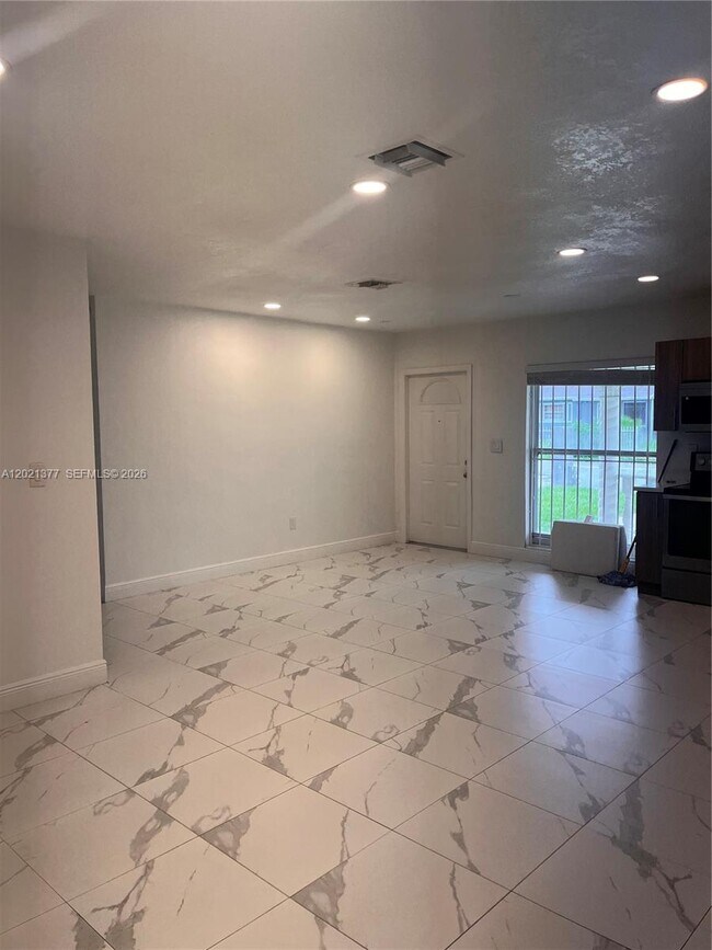 Photo - 17175 NW 41st Ave