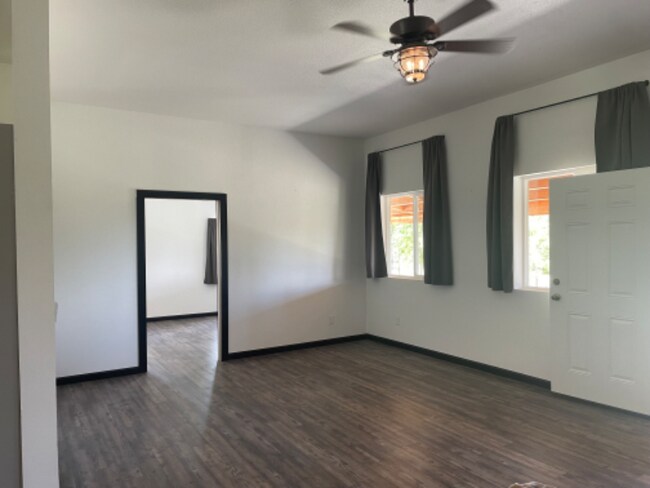 Photo - 4025C Gardenspot Rd