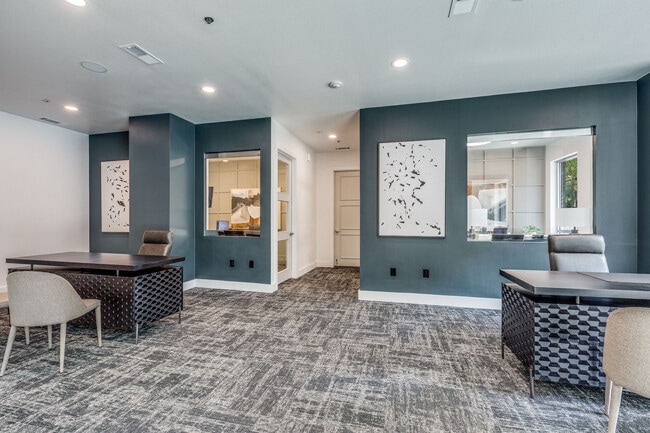 Photo - Galatyn Station