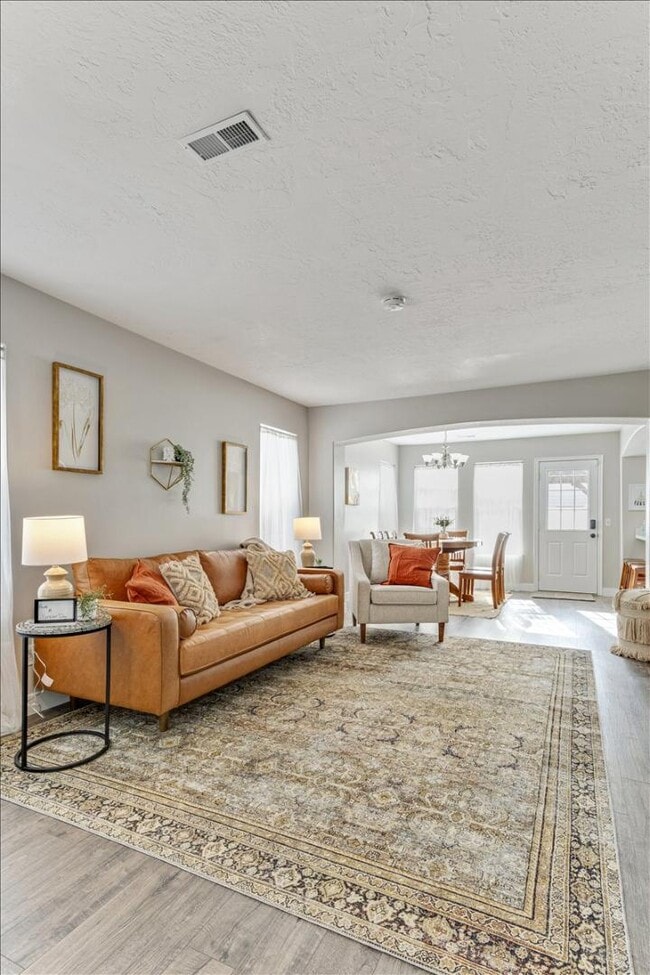 Photo - 184 E Rideout Hall Ln