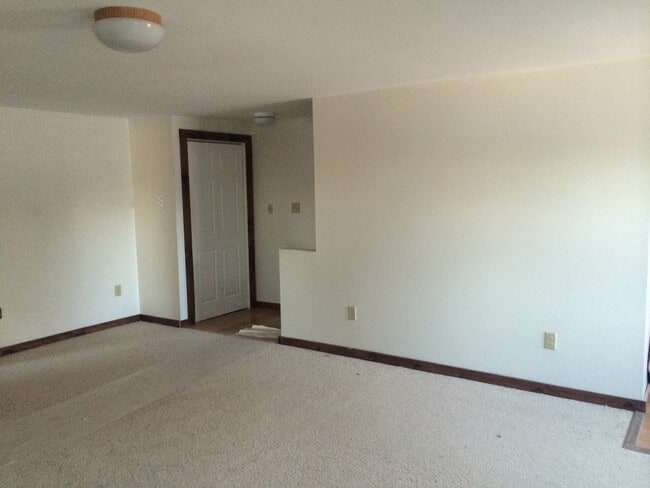 Photo - 3217 US-20 Unit 3217-02