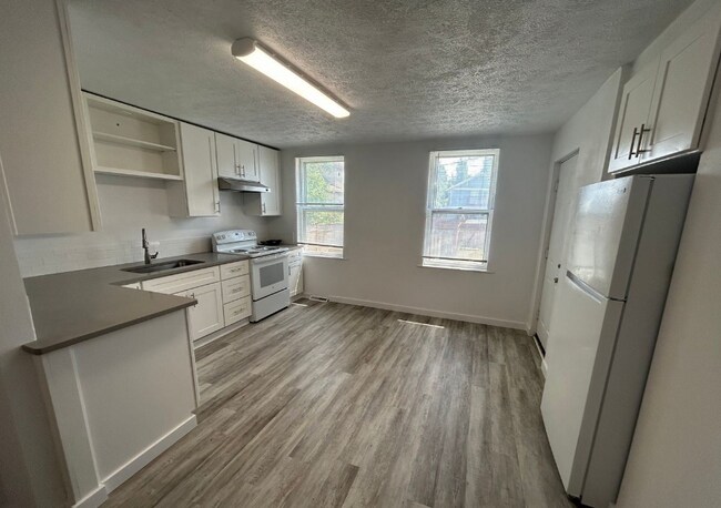 Photo - 312 E Mission Ave