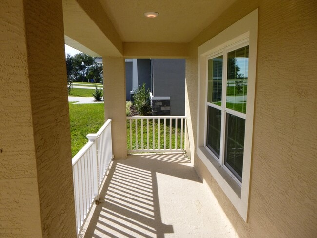 Photo - 633 W Rexford Dr